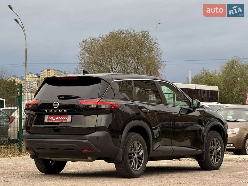 Внедорожник / Кроссовер Nissan Rogue 2021 в Киеве