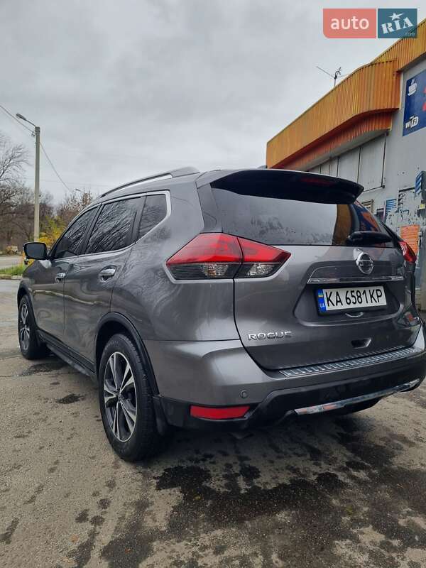 Внедорожник / Кроссовер Nissan Rogue 2018 в Харькове
