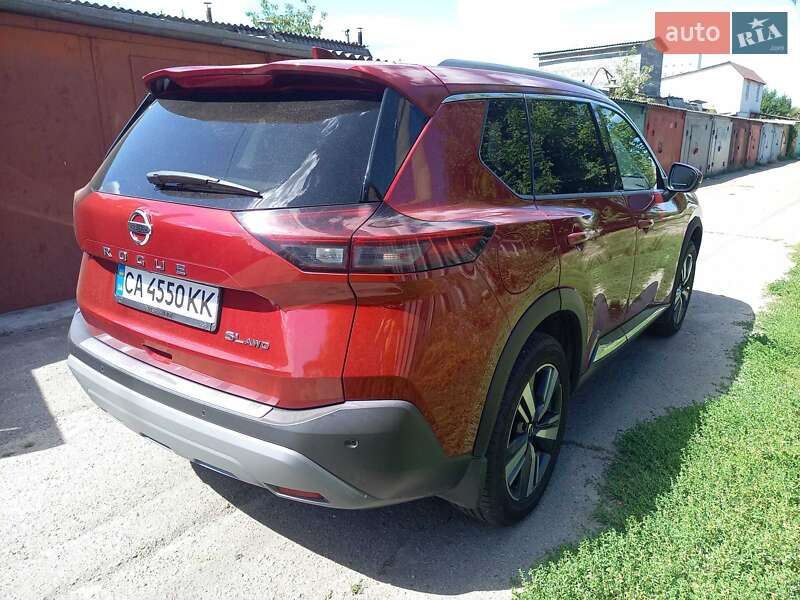 Внедорожник / Кроссовер Nissan Rogue 2020 в Черкассах