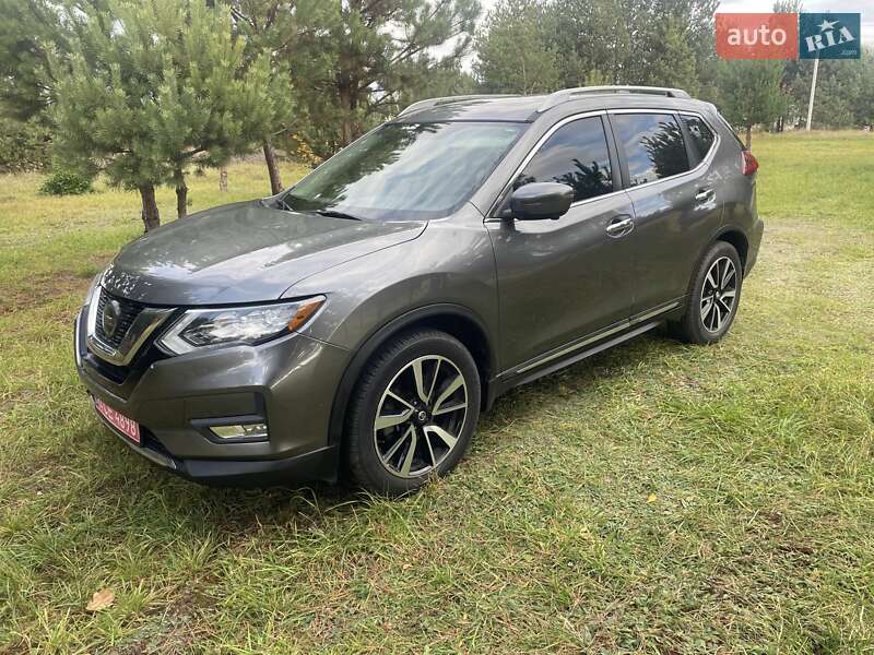 Внедорожник / Кроссовер Nissan Rogue 2019 в Бродах