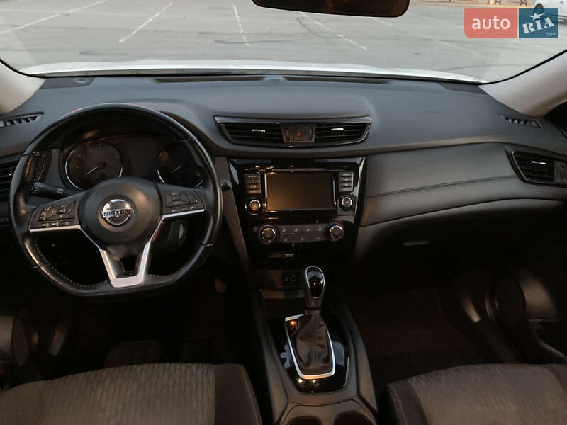 Внедорожник / Кроссовер Nissan Rogue 2019 в Запорожье