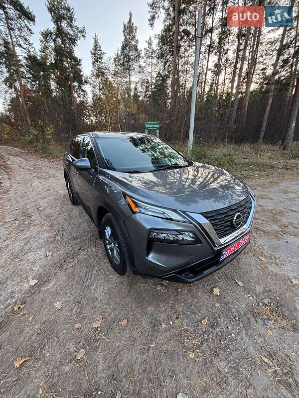 Внедорожник / Кроссовер Nissan Rogue 2021 в Боярке