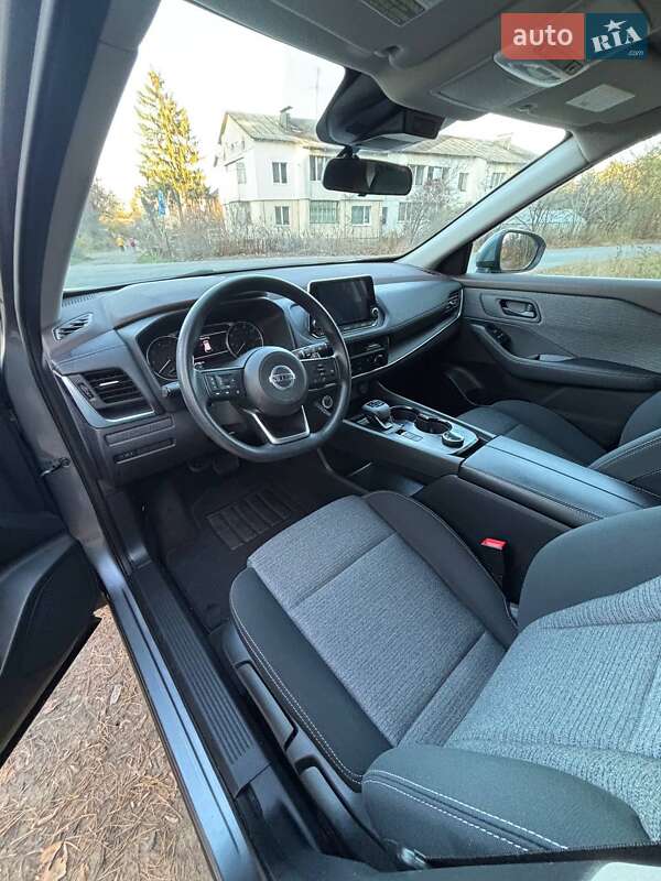 Внедорожник / Кроссовер Nissan Rogue 2021 в Боярке