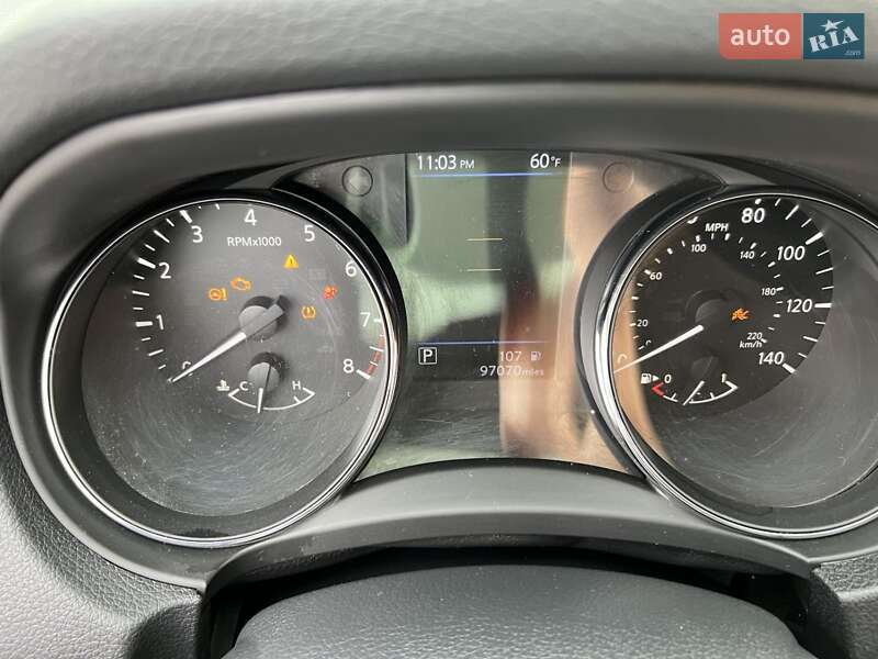 Внедорожник / Кроссовер Nissan Rogue 2018 в Маневичах