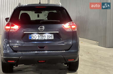 Позашляховик / Кросовер Nissan Rogue 2015 в Рівному
