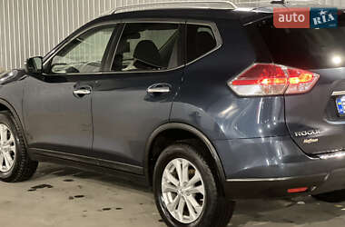Позашляховик / Кросовер Nissan Rogue 2015 в Рівному