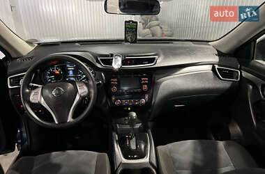 Позашляховик / Кросовер Nissan Rogue 2015 в Рівному