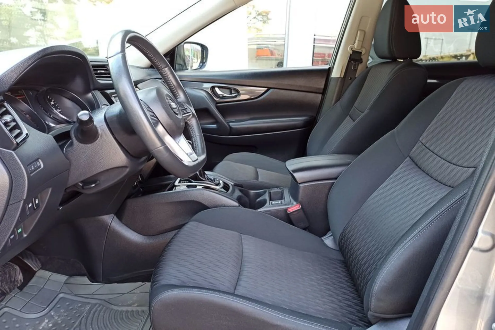 2017 Nissan Rogue - мініатюра 9