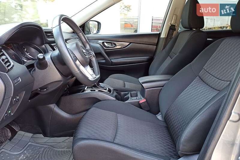 Внедорожник / Кроссовер Nissan Rogue 2017 в Днепре фото 9 Внедорожник / Кроссовер Nissan Rogue 2017 в Днепре