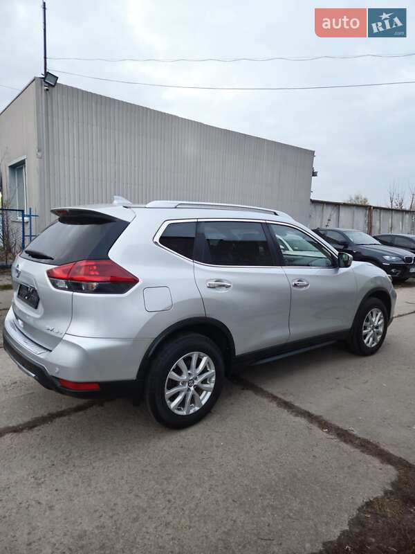 Внедорожник / Кроссовер Nissan Rogue 2018 в Сумах