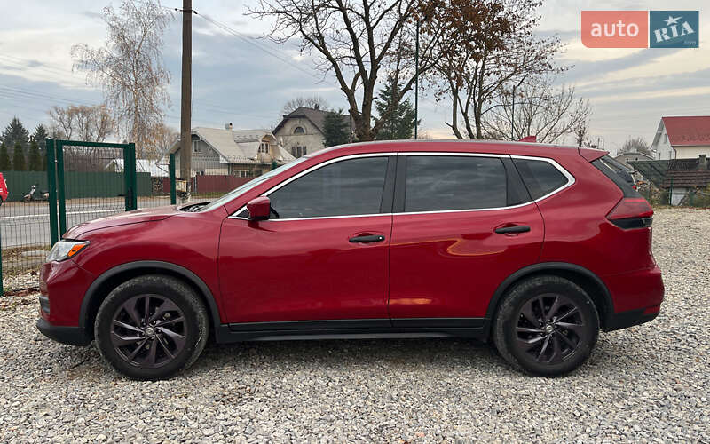 Внедорожник / Кроссовер Nissan Rogue 2017 в Коломые
