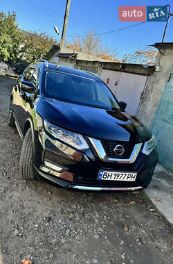Внедорожник / Кроссовер Nissan Rogue 2017 в Одессе