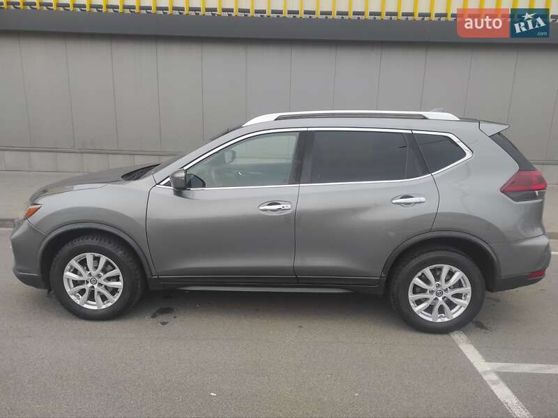 Внедорожник / Кроссовер Nissan Rogue 2018 в Киеве фото 9 Внедорожник / Кроссовер Nissan Rogue 2018 в Киеве