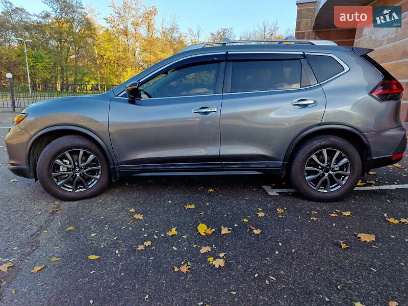 Позашляховик / Кросовер Nissan Rogue 2018 в Одесі