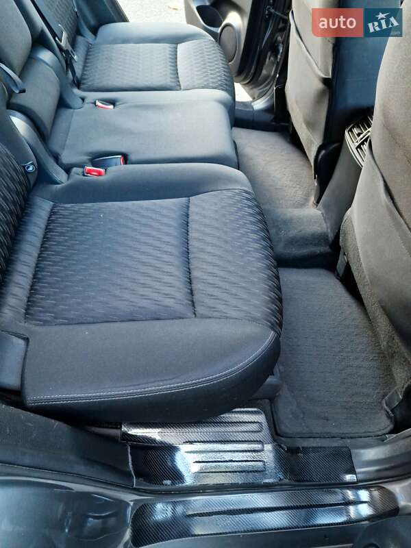 Позашляховик / Кросовер Nissan Rogue 2018 в Одесі