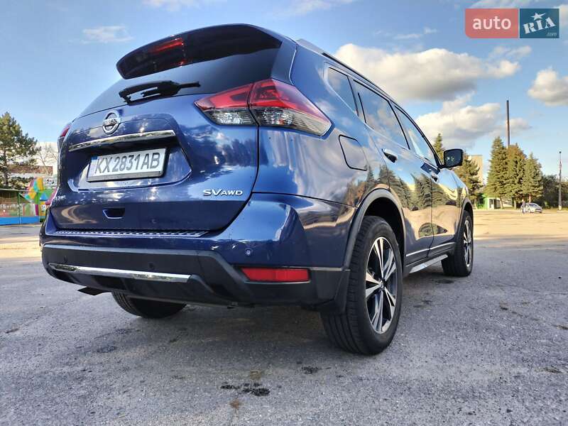 Позашляховик / Кросовер Nissan Rogue 2018 в Харкові