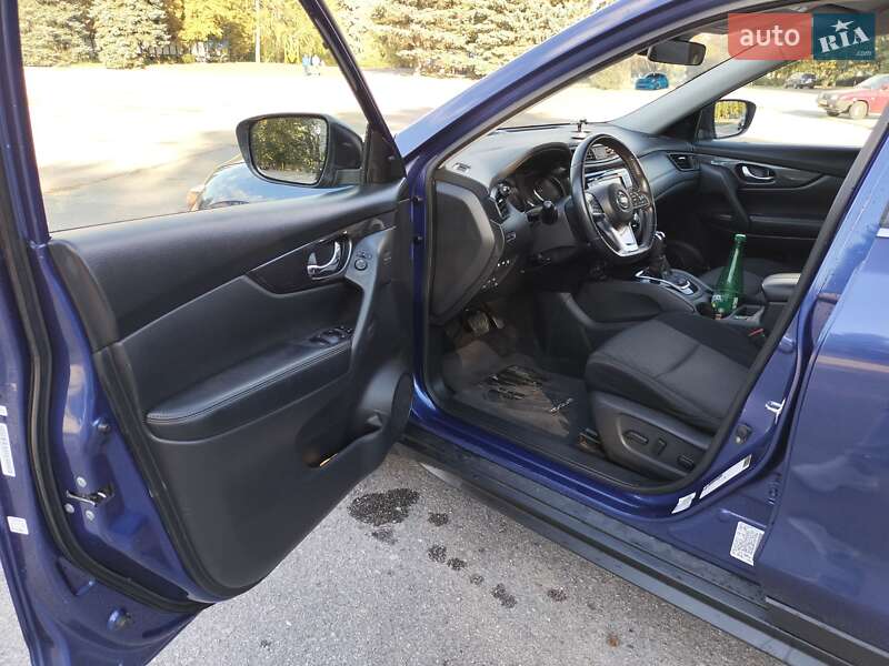 Позашляховик / Кросовер Nissan Rogue 2018 в Харкові