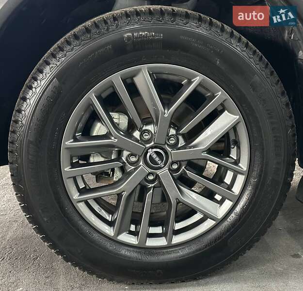 Внедорожник / Кроссовер Nissan Rogue 2023 в Каменском