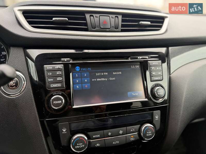 Внедорожник / Кроссовер Nissan Rogue 2015 в Киеве