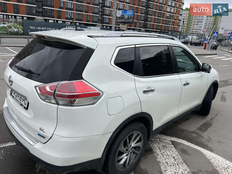 Внедорожник / Кроссовер Nissan Rogue 2014 в Вишневом фото 17 Внедорожник / Кроссовер Nissan Rogue 2014 в Вишневом