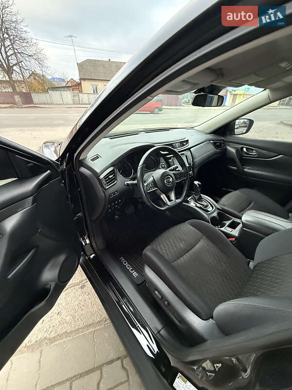 Внедорожник / Кроссовер Nissan Rogue 2018 в Ромнах фото 6 Внедорожник / Кроссовер Nissan Rogue 2018 в Ромнах