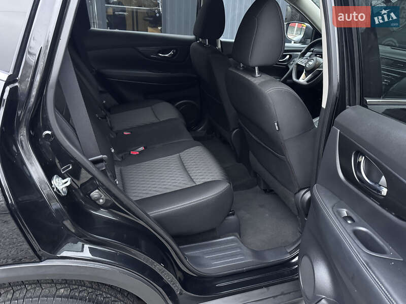 Внедорожник / Кроссовер Nissan Rogue 2017 в Киеве фото 17 Внедорожник / Кроссовер Nissan Rogue 2017 в Киеве