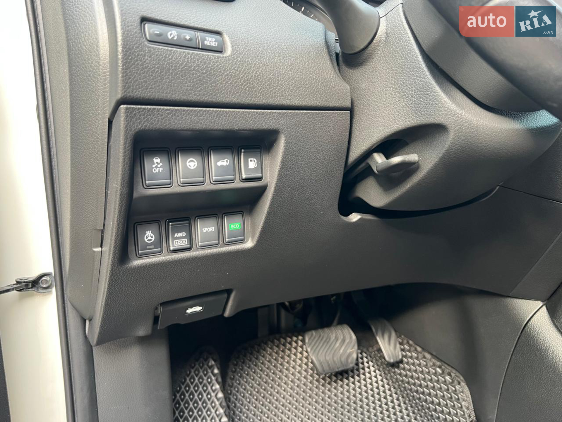 2019 Nissan Rogue - мініатюра 10