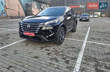 Внедорожник / Кроссовер Nissan Rogue 2024 в Луцке