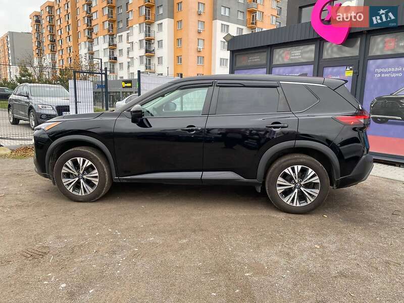 Внедорожник / Кроссовер Nissan Rogue 2022 в Виннице