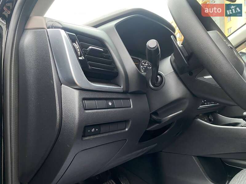 Внедорожник / Кроссовер Nissan Rogue 2022 в Виннице