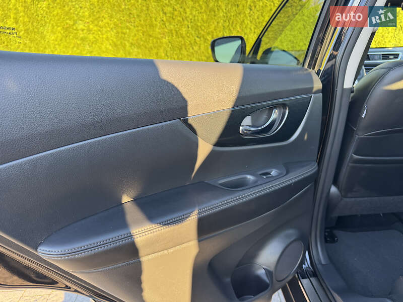 Внедорожник / Кроссовер Nissan Rogue 2015 в Стрые фото 40 Внедорожник / Кроссовер Nissan Rogue 2015 в Стрые