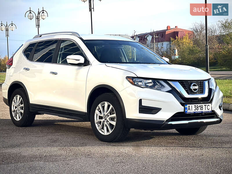Внедорожник / Кроссовер Nissan Rogue 2017 в Белой Церкви