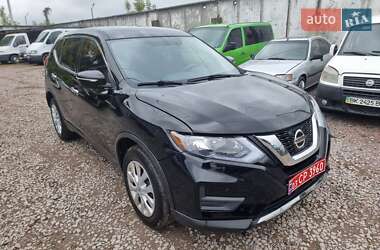 Внедорожник / Кроссовер Nissan Rogue 2014 в Кременце