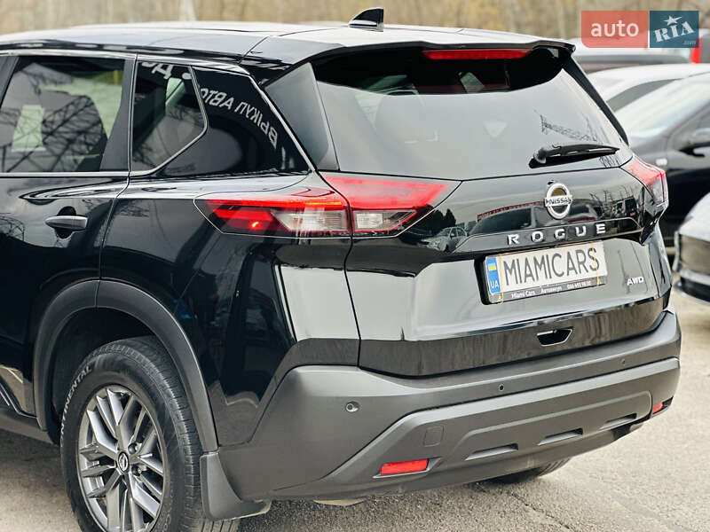 Позашляховик / Кросовер Nissan Rogue 2021 в Харкові