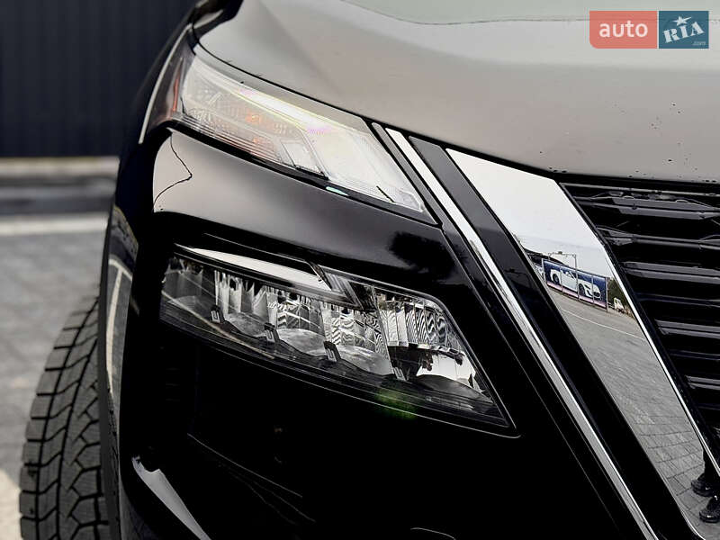 Внедорожник / Кроссовер Nissan Rogue 2023 в Самборе