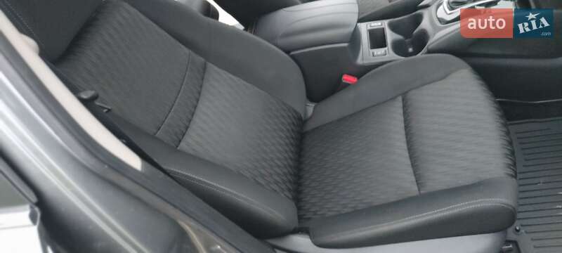 Внедорожник / Кроссовер Nissan Rogue 2017 в Ровно фото 23 Внедорожник / Кроссовер Nissan Rogue 2017 в Ровно