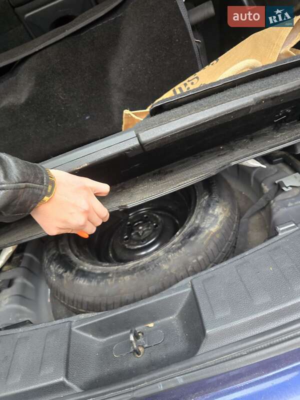 Внедорожник / Кроссовер Nissan Rogue 2017 в Киеве