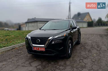 Позашляховик / Кросовер Nissan Rogue 2021 в Дубні