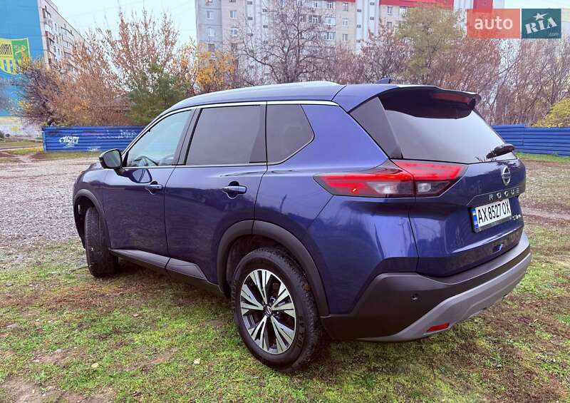Внедорожник / Кроссовер Nissan Rogue 2021 в Харькове