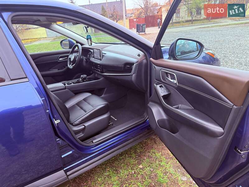 Внедорожник / Кроссовер Nissan Rogue 2021 в Харькове