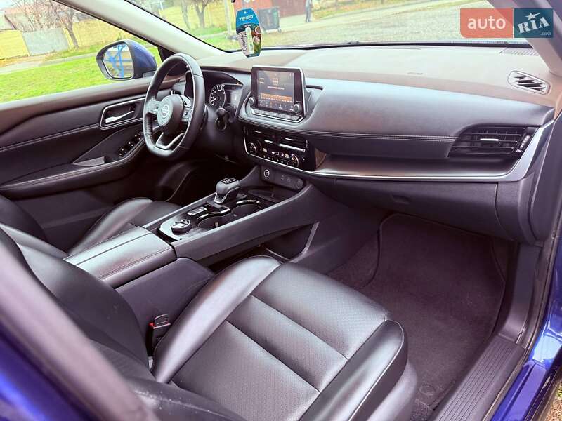 Внедорожник / Кроссовер Nissan Rogue 2021 в Харькове