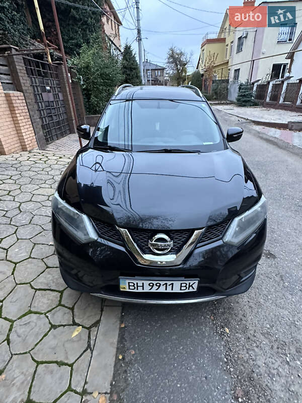 Внедорожник / Кроссовер Nissan Rogue 2015 в Одессе
