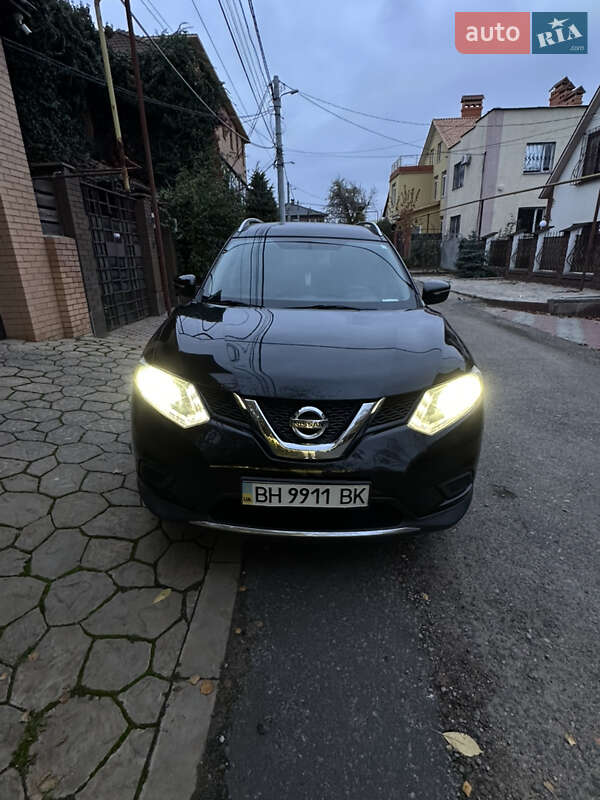 Внедорожник / Кроссовер Nissan Rogue 2015 в Одессе
