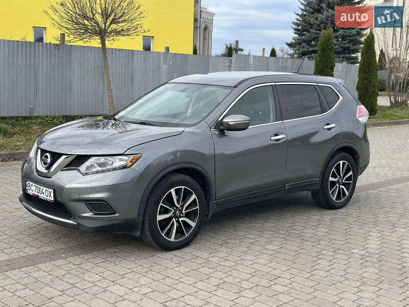 Внедорожник / Кроссовер Nissan Rogue 2015 в Львове