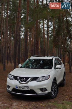 Позашляховик / Кросовер Nissan Rogue 2016 в Києві