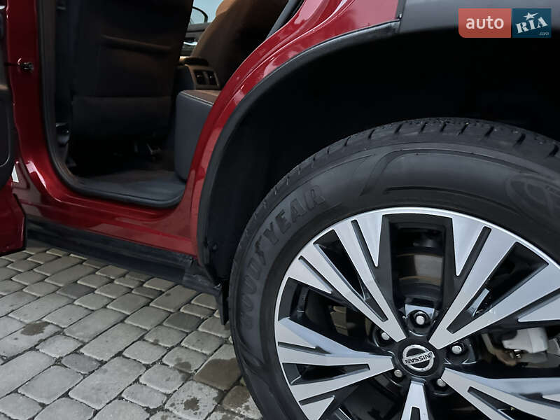 Внедорожник / Кроссовер Nissan Rogue 2021 в Белой Церкви