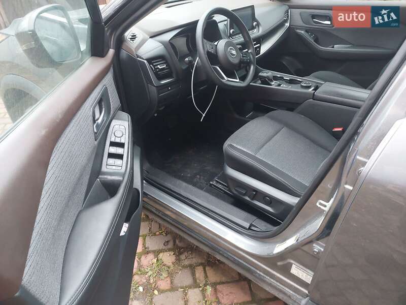 Внедорожник / Кроссовер Nissan Rogue 2021 в Харькове