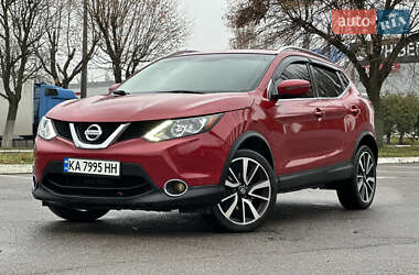 Внедорожник / Кроссовер Nissan Rogue 2017 в Киеве