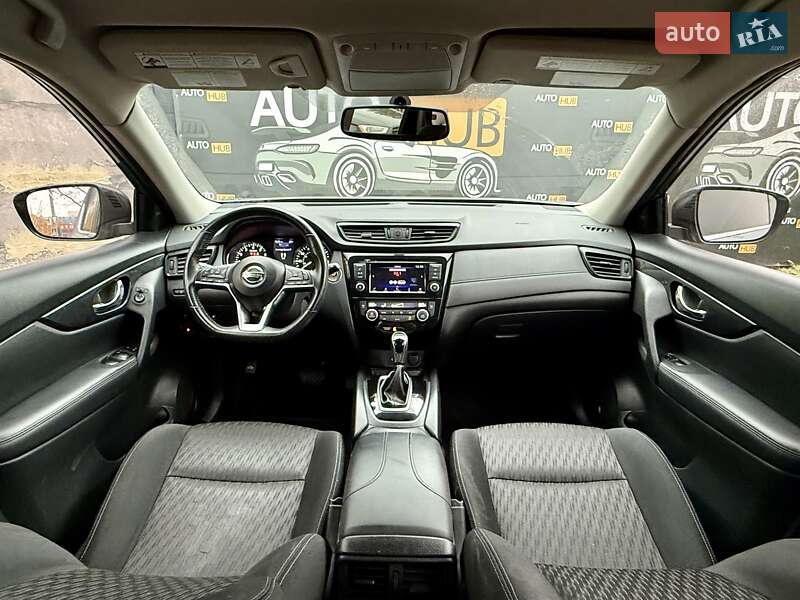 Позашляховик / Кросовер Nissan Rogue 2018 в Харкові