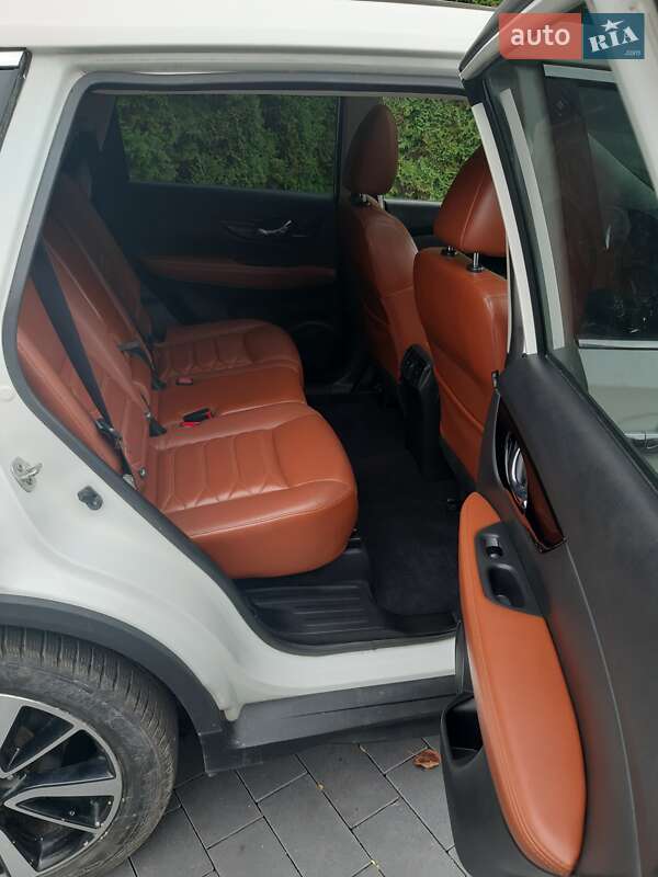 Внедорожник / Кроссовер Nissan Rogue 2018 в Луцке фото 17 Внедорожник / Кроссовер Nissan Rogue 2018 в Луцке